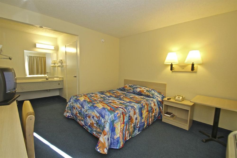 Park Inn By Radisson, Modesto Zewnętrze zdjęcie